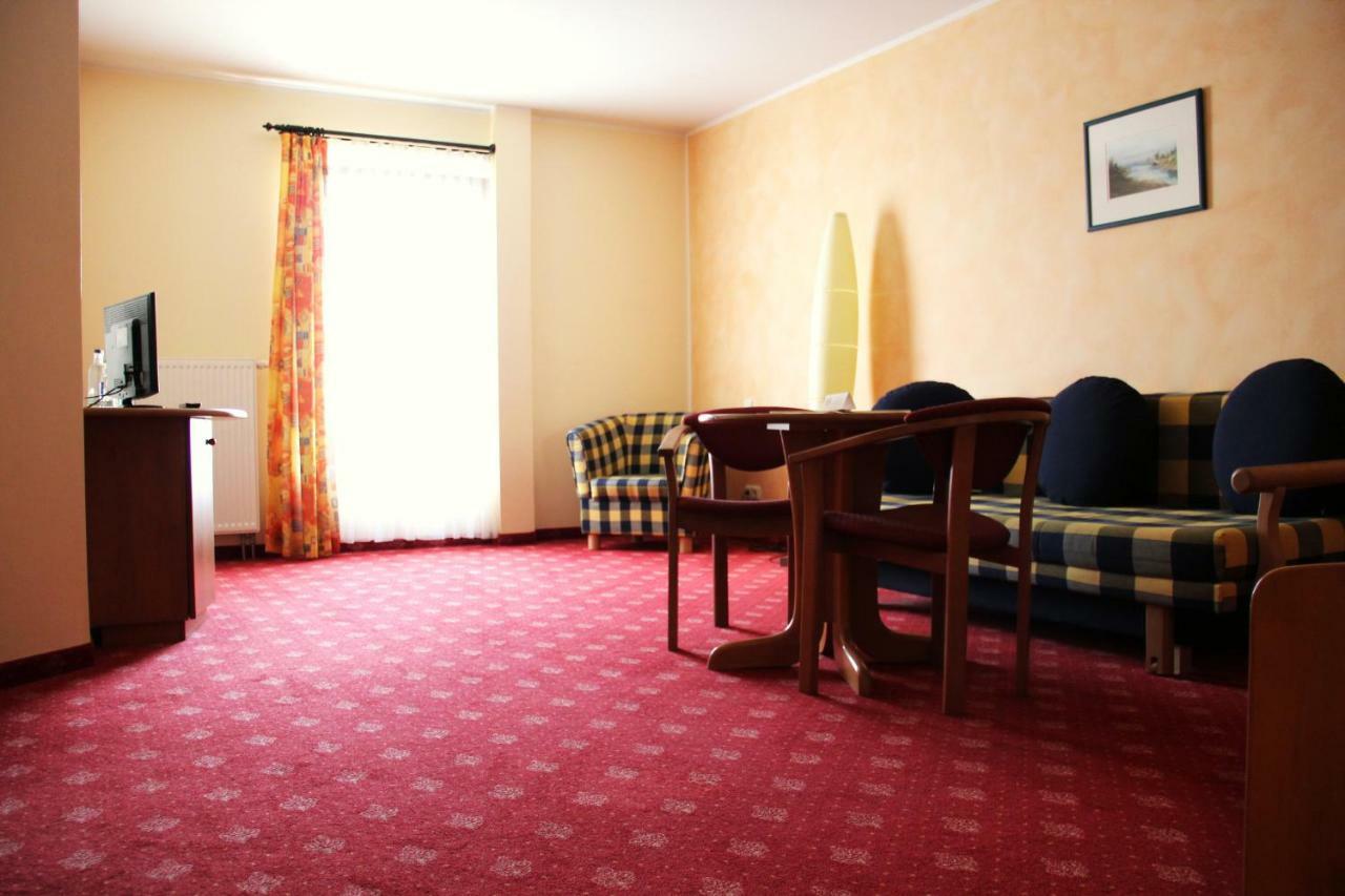 Soibelmanns Hotel Ruegen Samtens المظهر الخارجي الصورة